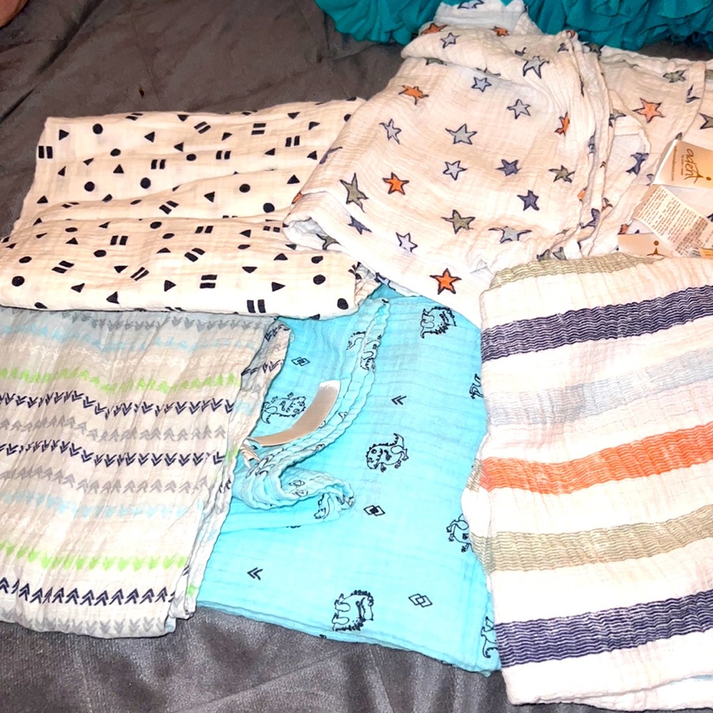 Muslin blankets